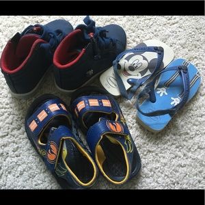 Boys shoes
